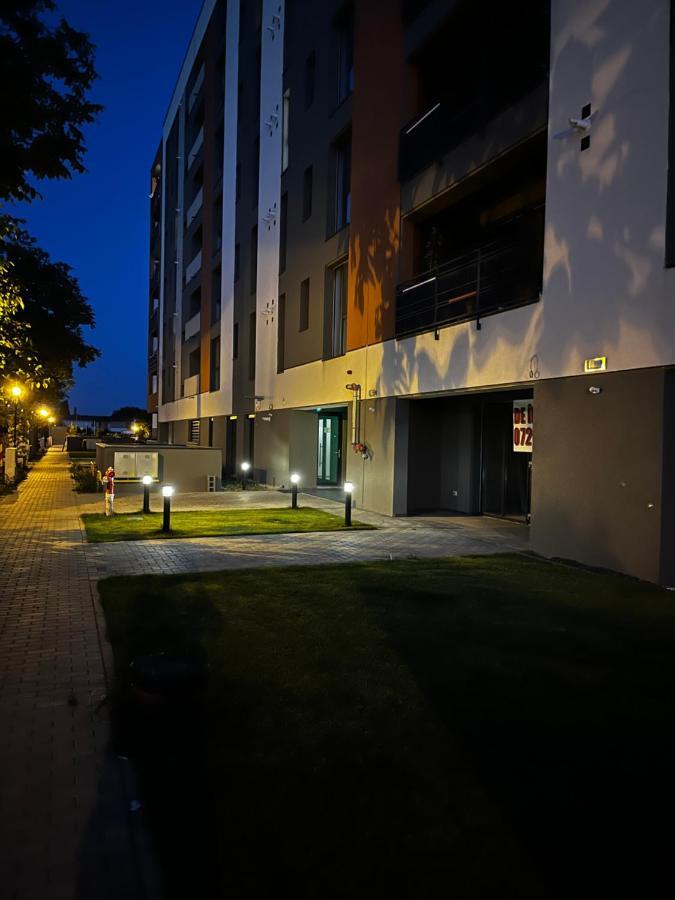 Апартаменты Apartament Modern Cu O Camera Тимишоара Экстерьер фото